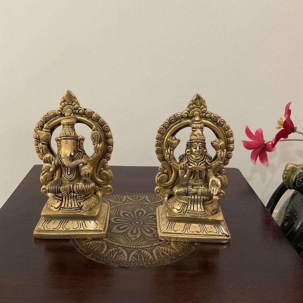 Mini Brass Ram Darbar - Statue 5x3.5 inches (Fine Carved)